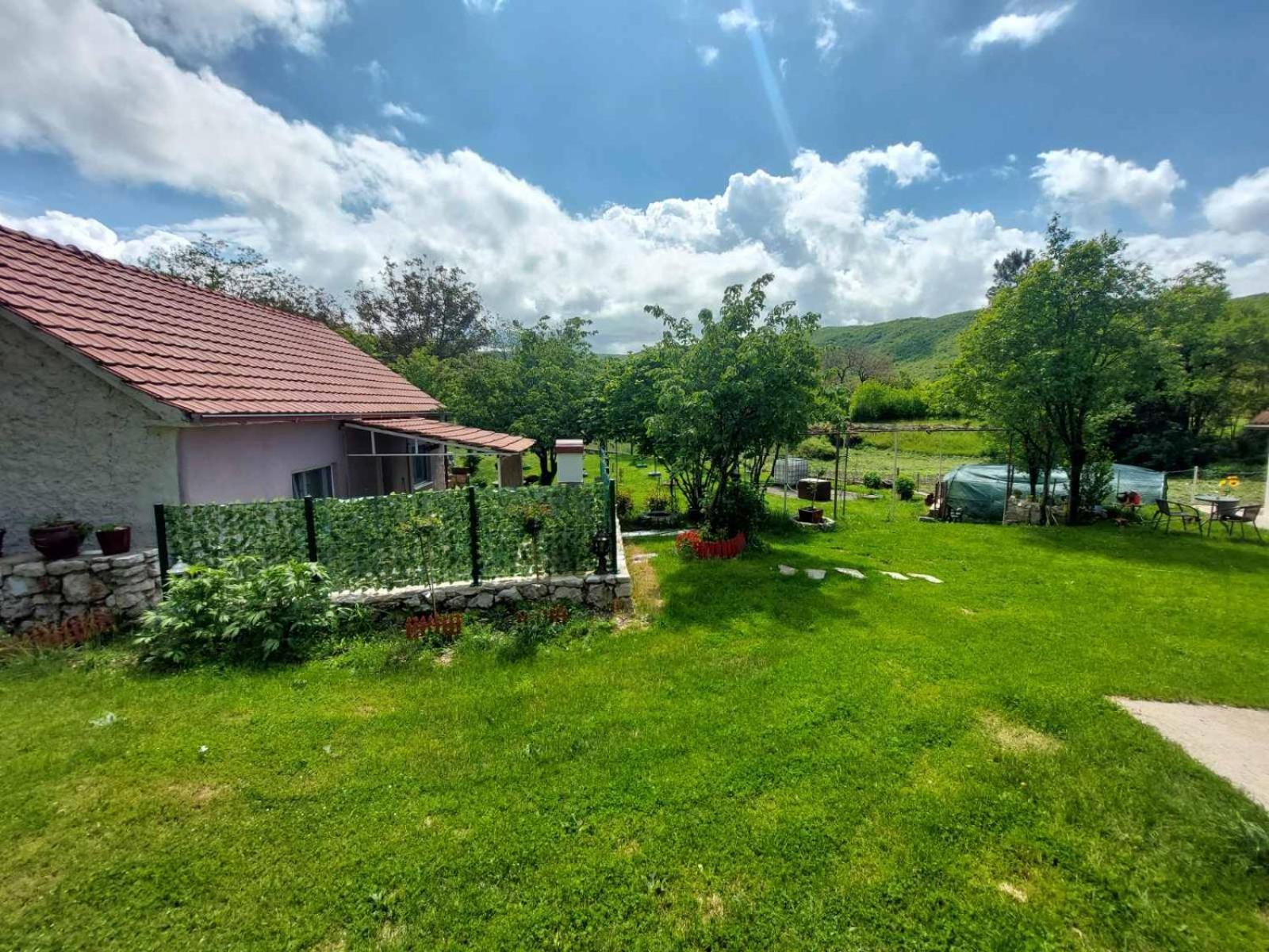 Village Flower Ivy Montenegro Niksic ภายนอก รูปภาพ